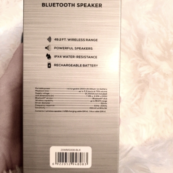 🔥HOST PICK 🔥 NWT! Bluetooth Speaker Battery Powered - Picture 3 of 3